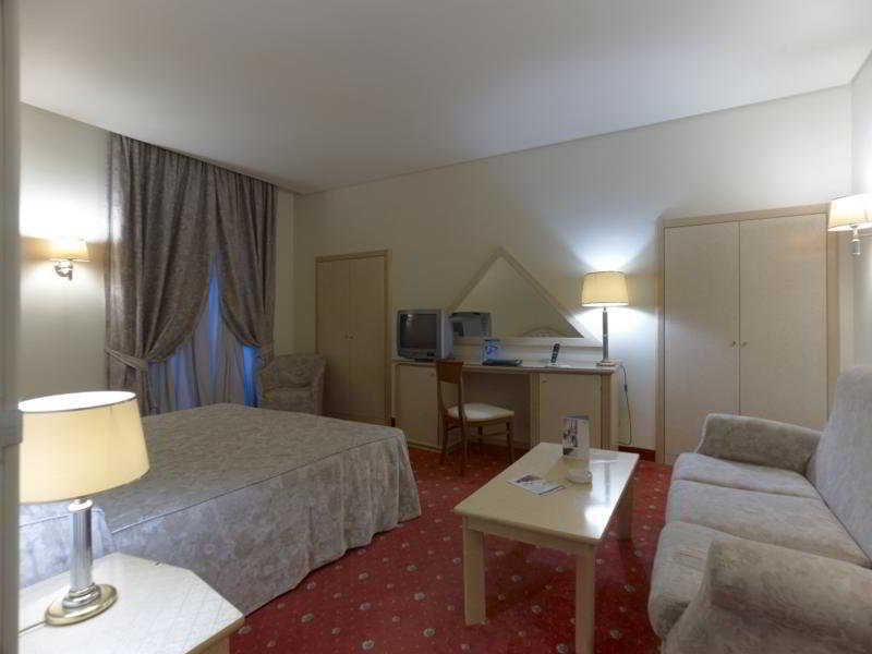 Nh Ligure 4*